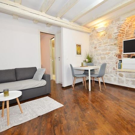 Pisinium Apartment روفينج المظهر الخارجي الصورة