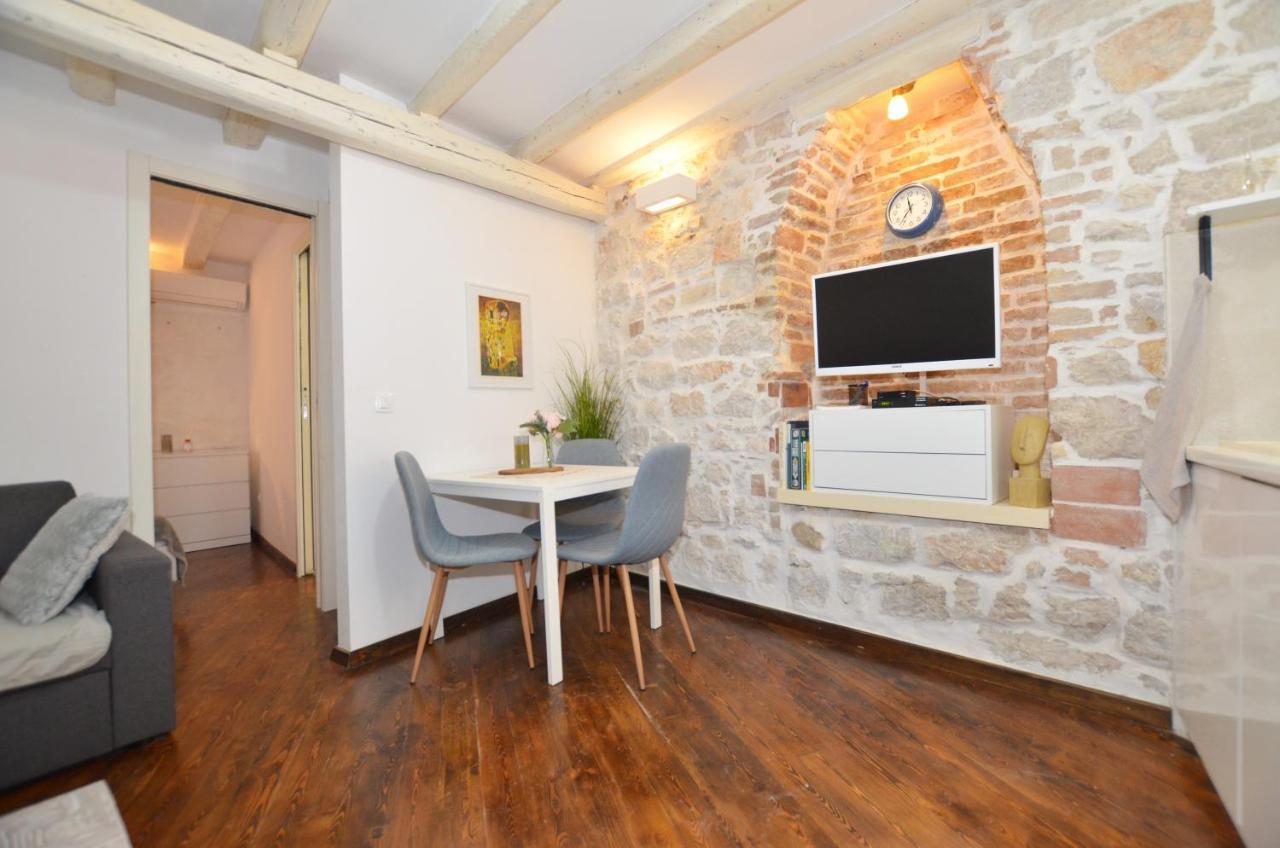 Pisinium Apartment روفينج المظهر الخارجي الصورة
